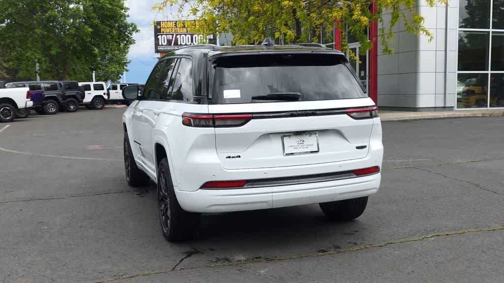 Thumbnail: 2026 Jeep Grand Cherokee - 7