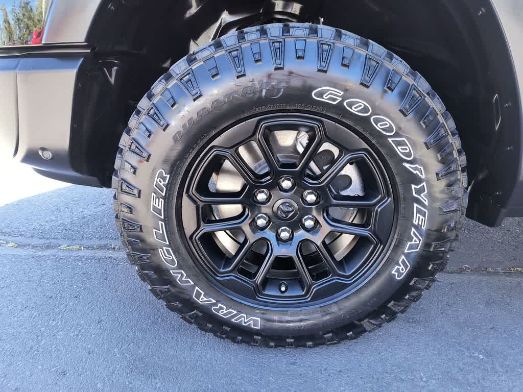 Thumbnail: 2025 RAM 1500 - 10