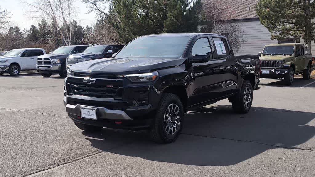 Thumbnail: 2024 Chevrolet Colorado - 4