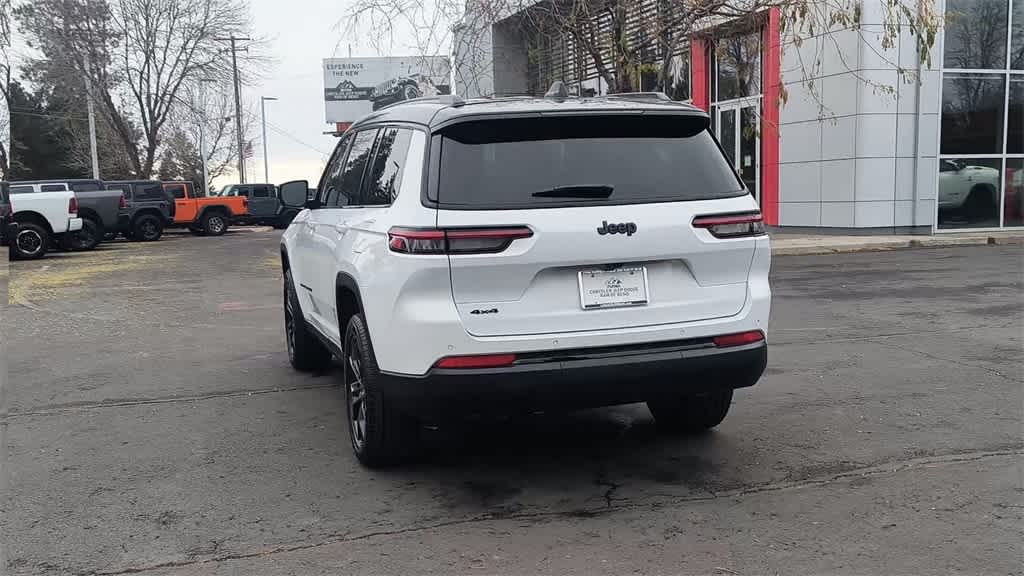 Thumbnail: 2025 Jeep Grand Cherokee - 7