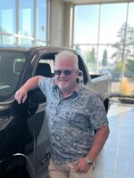 Staff member Scott Warr from ID_2cf644