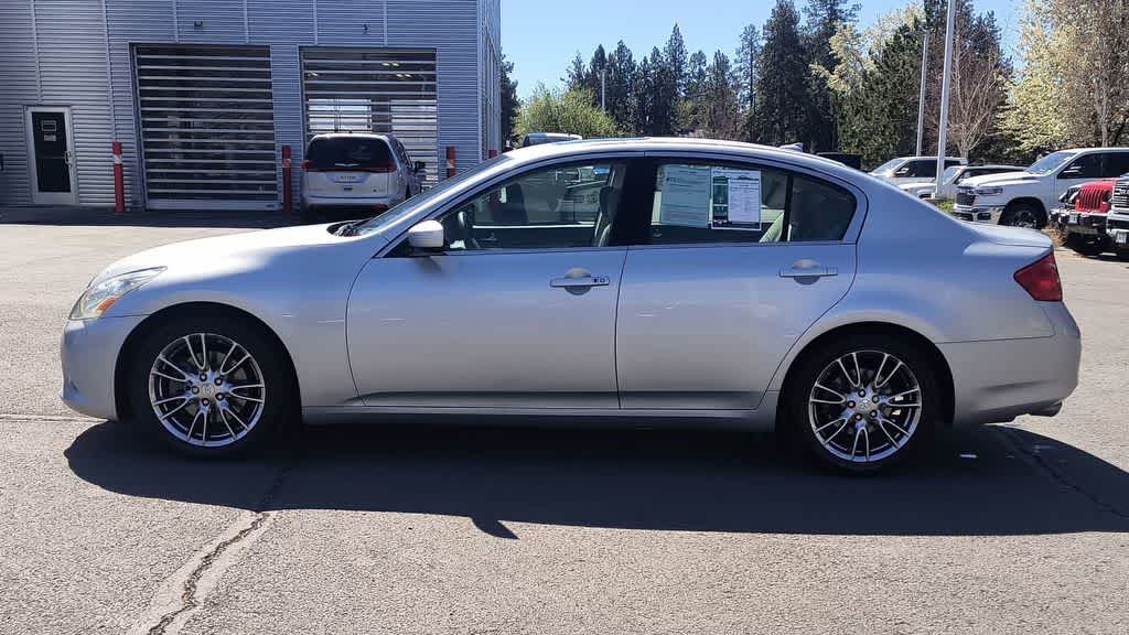 Thumbnail: 2010 INFINITI G37 - 5