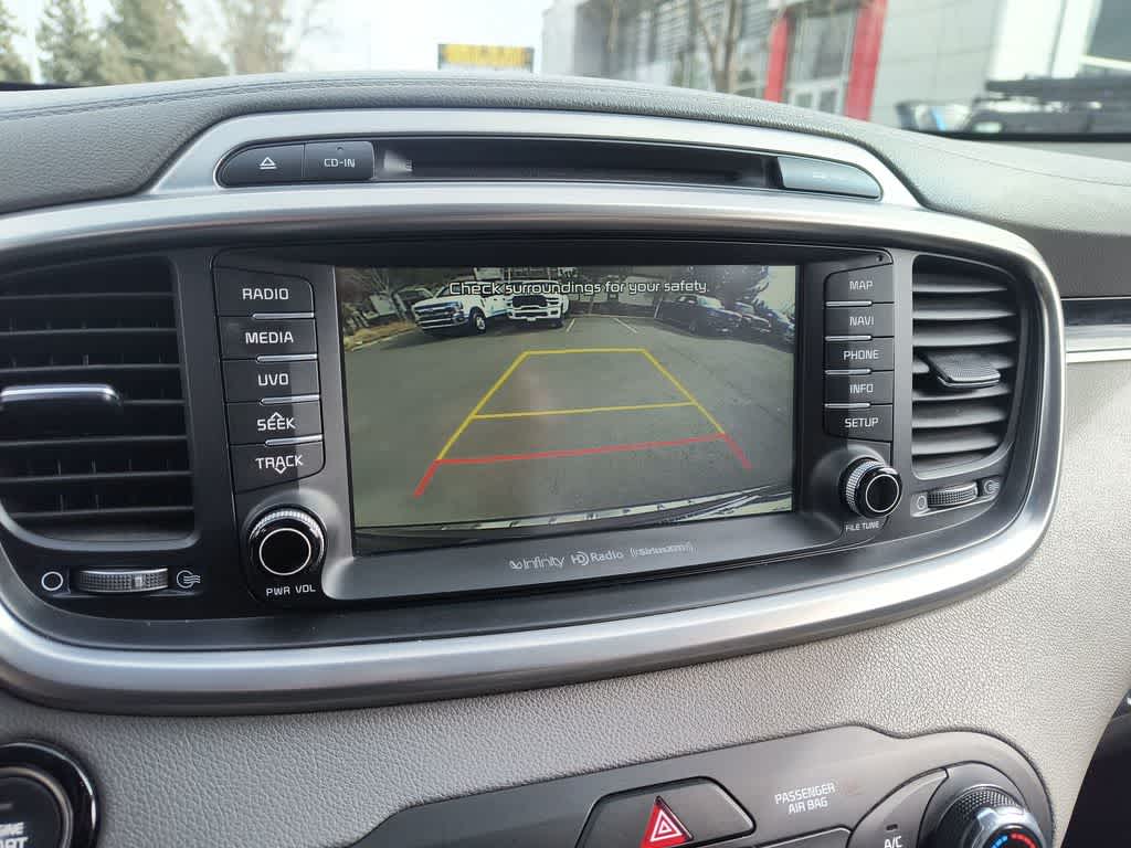 Thumbnail: 2017 Kia Sorento - 17