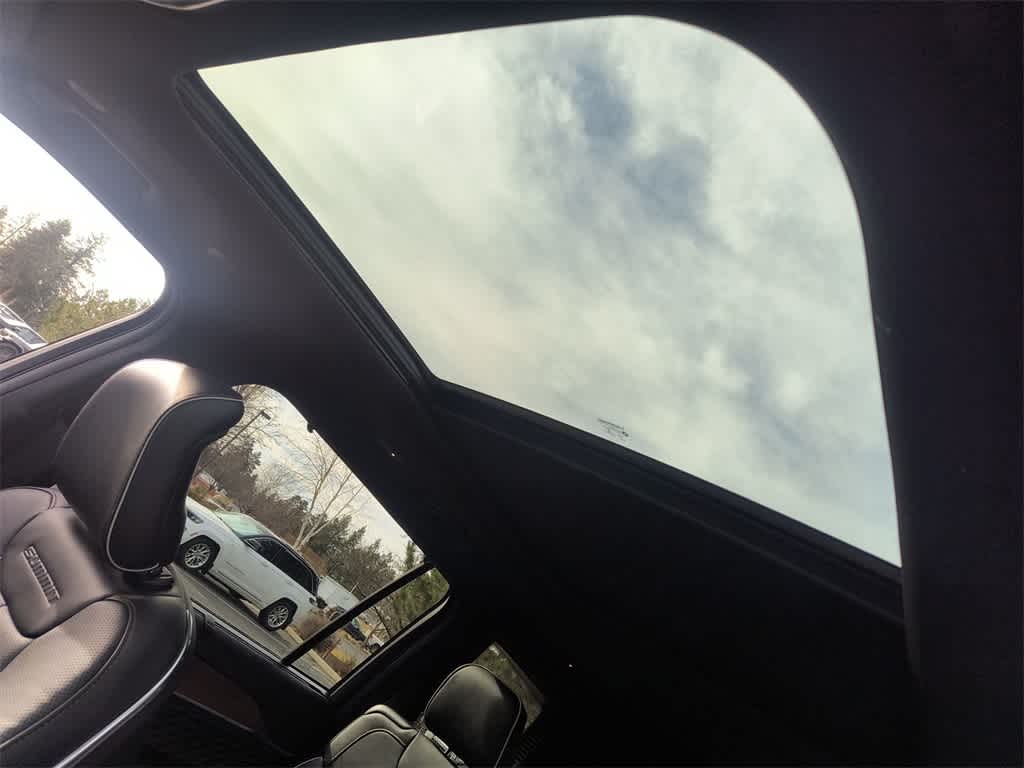 Thumbnail: 2025 Jeep Grand Cherokee - 22