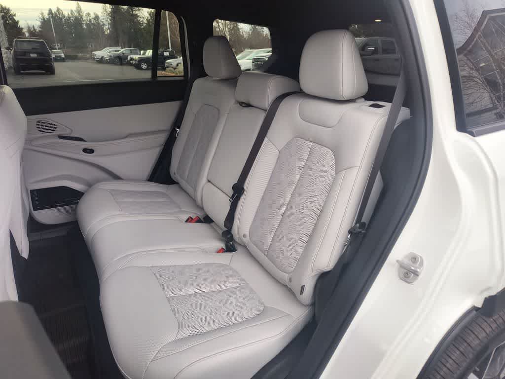 Thumbnail: 2026 Jeep Cherokee - 23