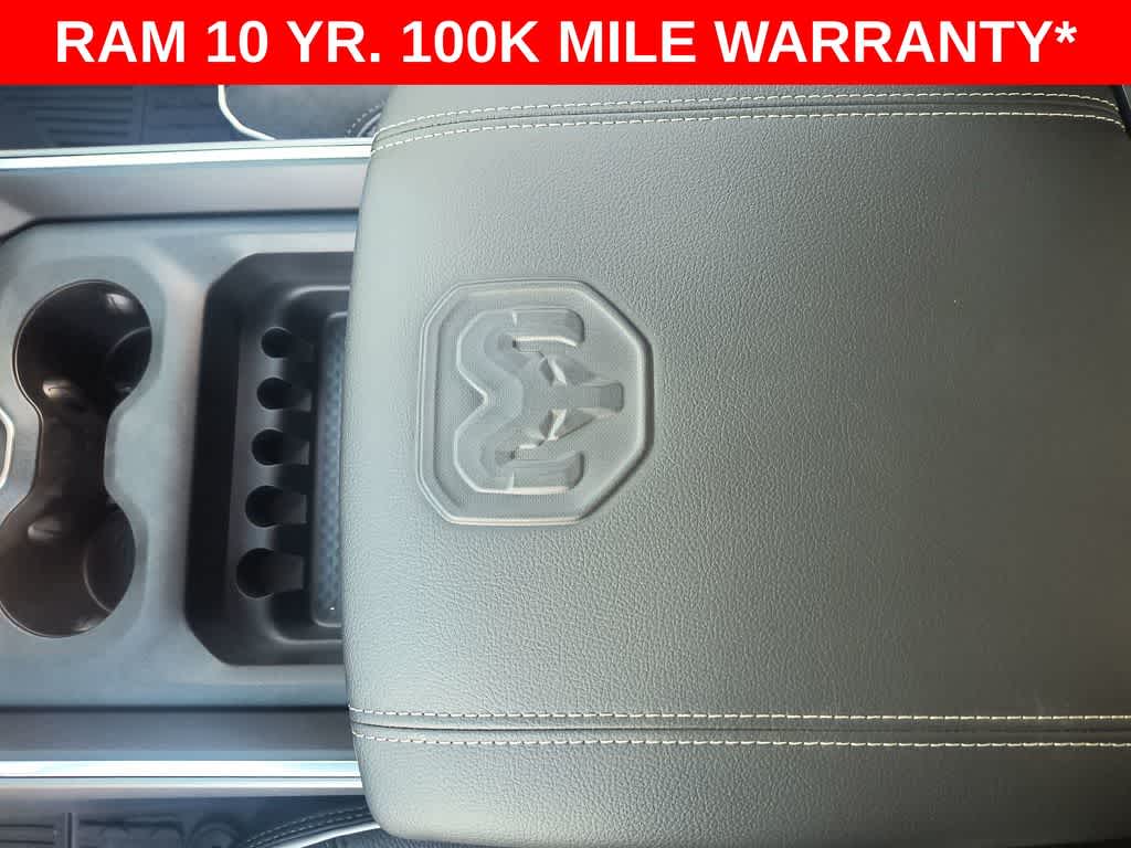 2026 RAM 3500 Laramie - Photo 20