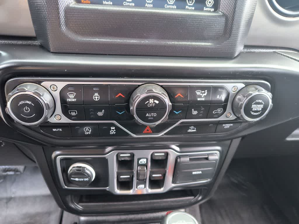 Thumbnail: 2021 Jeep Gladiator - 18