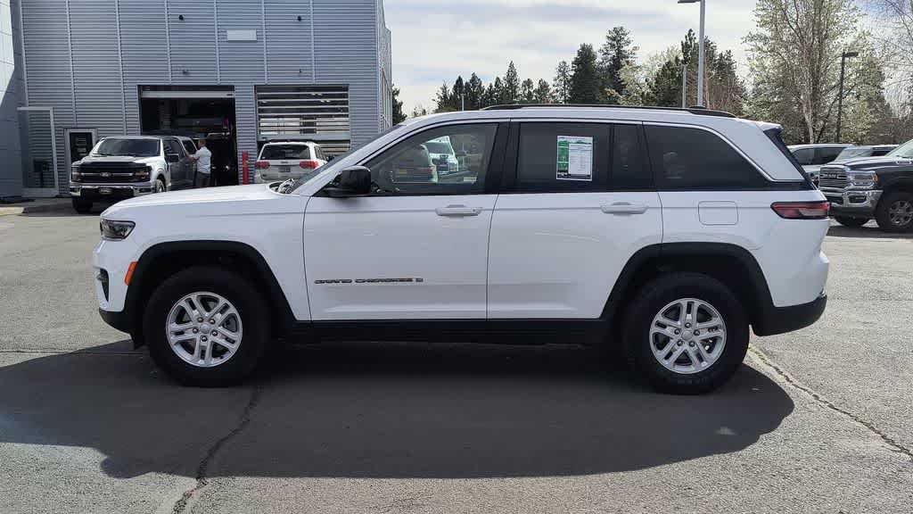 Thumbnail: 2023 Jeep Grand Cherokee - 5