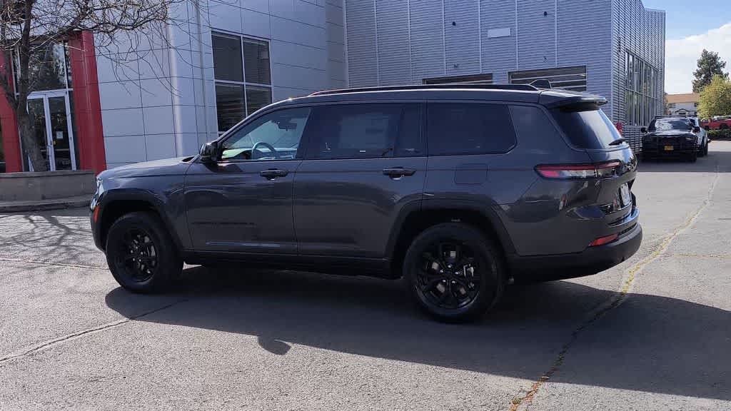 Thumbnail: 2026 Jeep Grand Cherokee L - 6