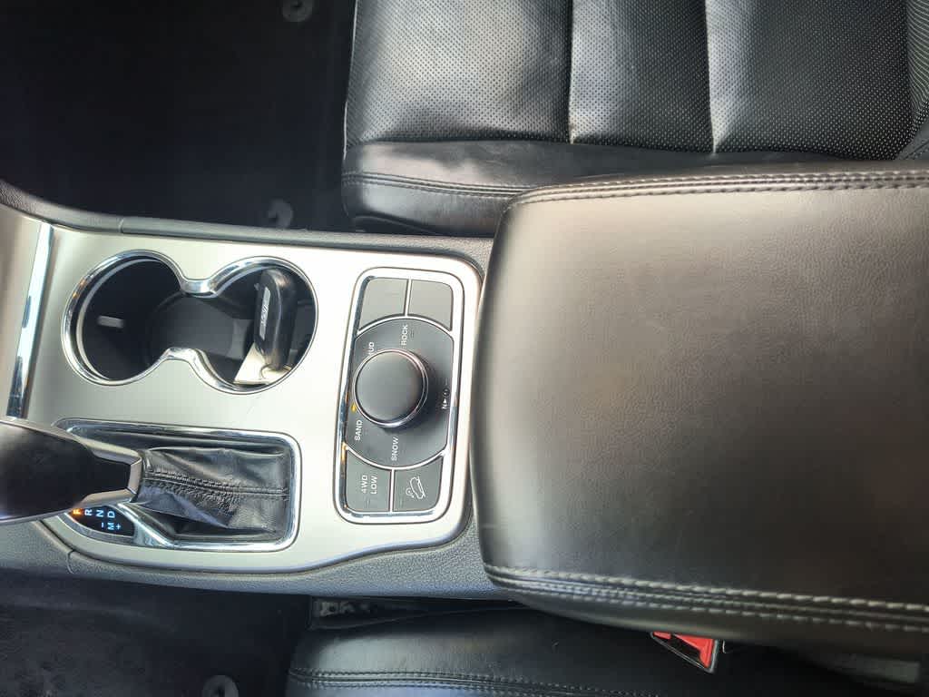 Thumbnail: 2020 Jeep Grand Cherokee - 21