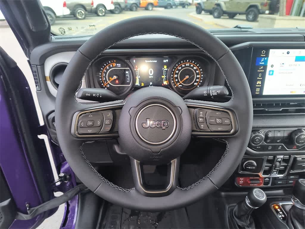 Thumbnail: 2026 Jeep Gladiator - 14