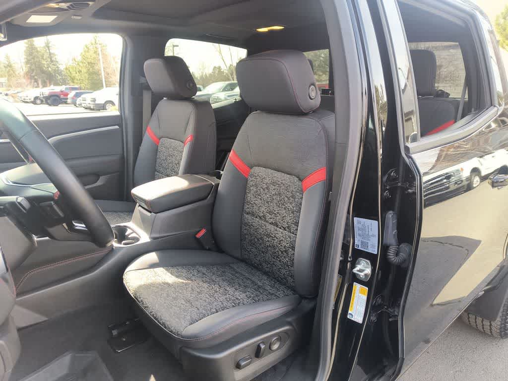 Thumbnail: 2024 Chevrolet Colorado - 11