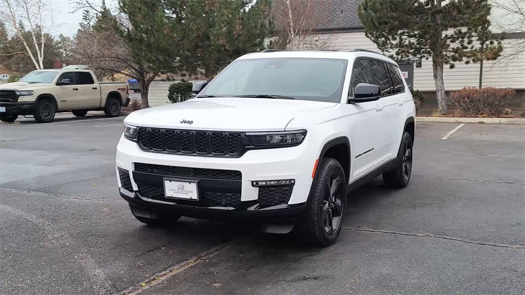 Thumbnail: 2025 Jeep Grand Cherokee - 4