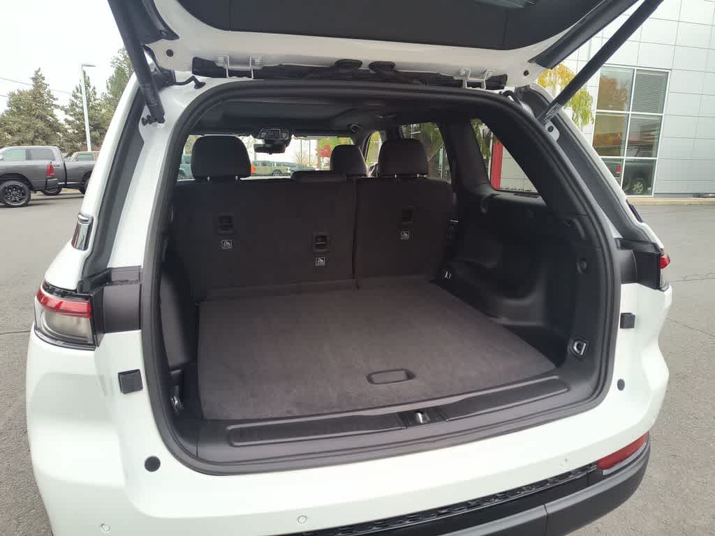 Thumbnail: 2025 Jeep Grand Cherokee - 24