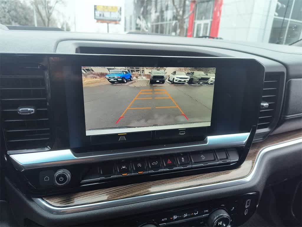 Thumbnail: 2024 Chevrolet Silverado 1500 - 17