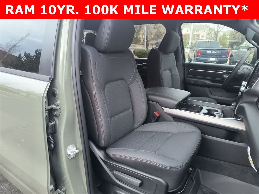 Thumbnail: 2026 RAM 1500 - 25