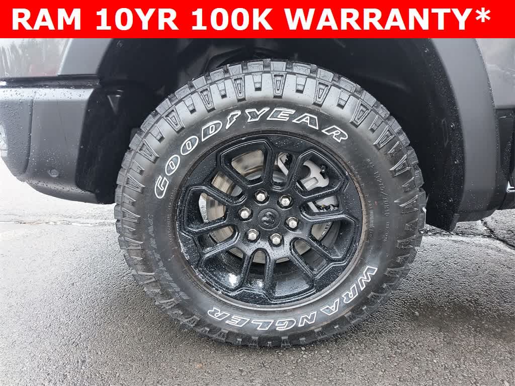 Thumbnail: 2026 RAM 1500 - 10