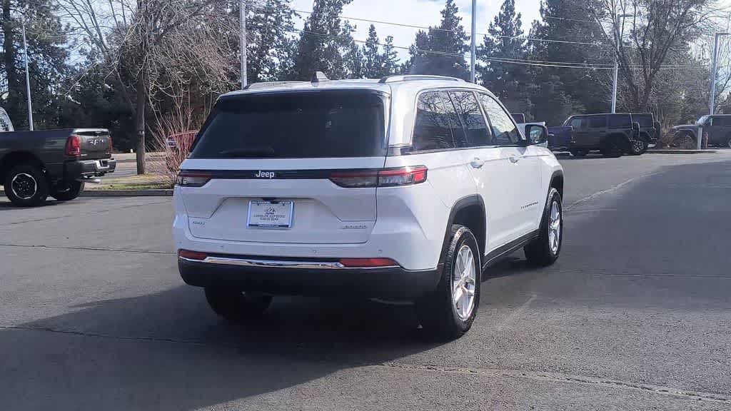 Thumbnail: 2026 Jeep Grand Cherokee - 8