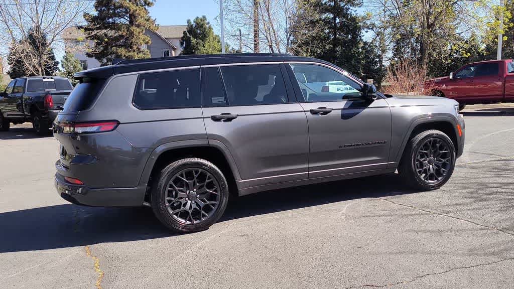 Thumbnail: 2026 Jeep Grand Cherokee L - 9