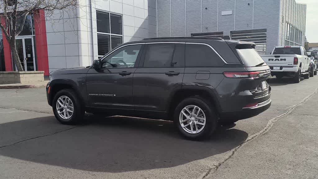 Thumbnail: 2026 Jeep Grand Cherokee - 6