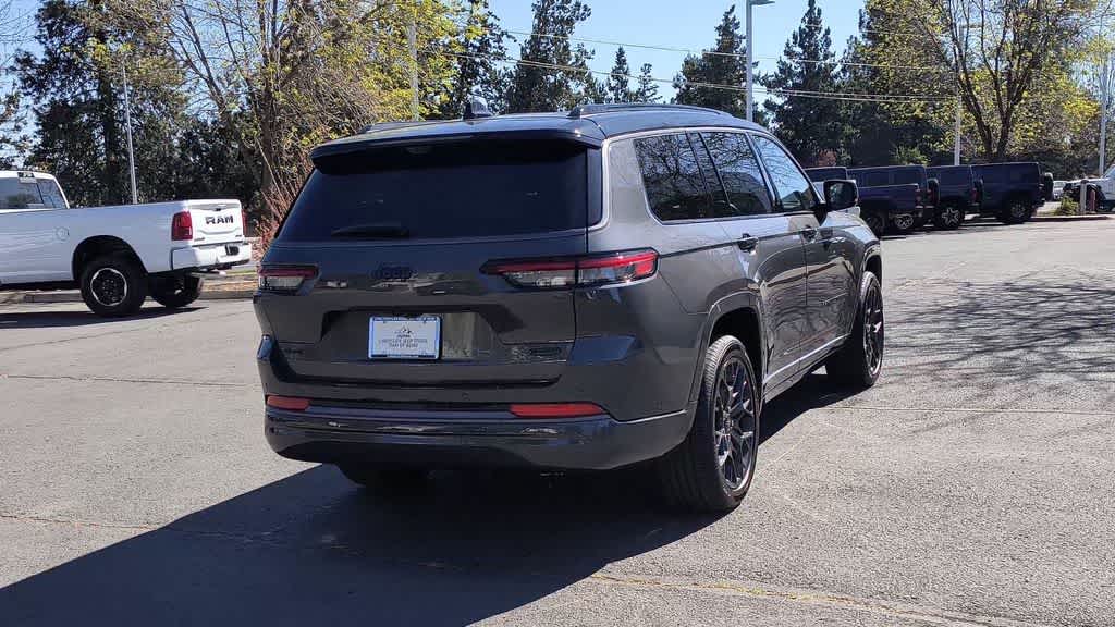 Thumbnail: 2026 Jeep Grand Cherokee L - 8