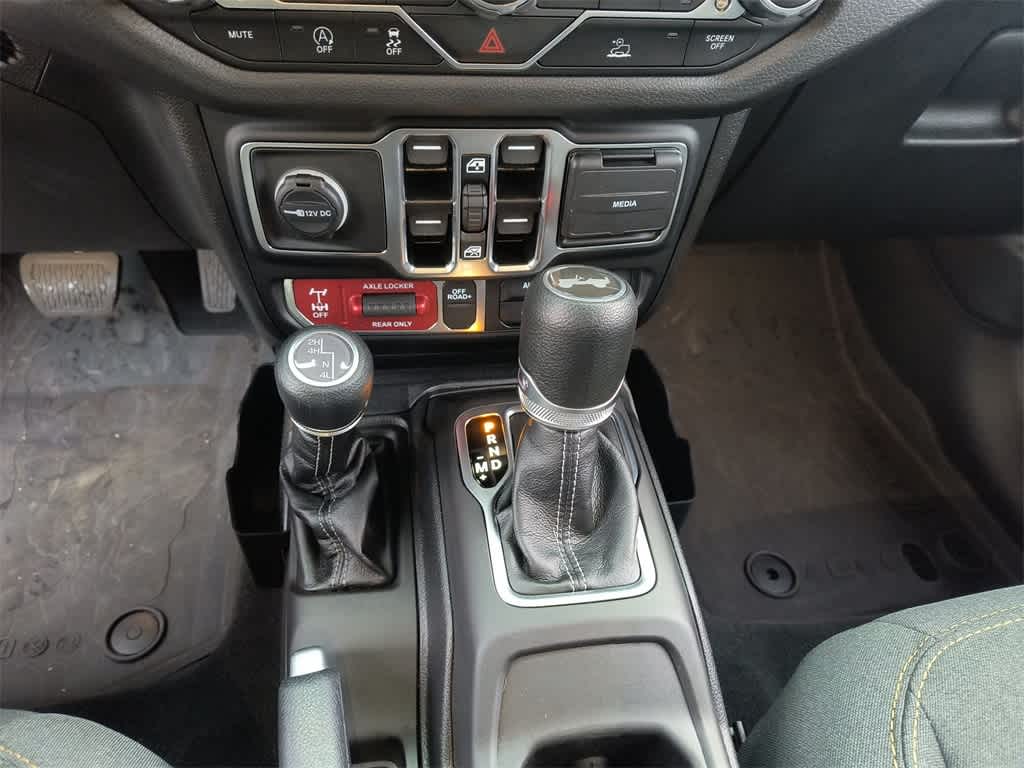 Thumbnail: 2024 Jeep Wrangler - 19