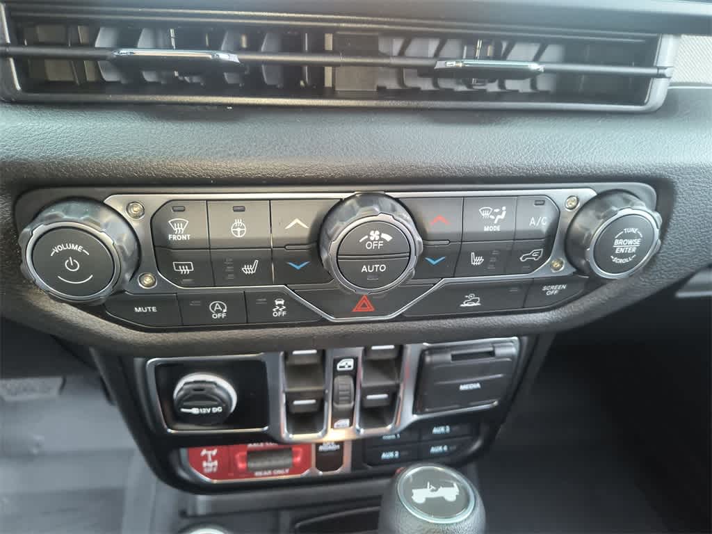 Thumbnail: 2026 Jeep Wrangler - 18