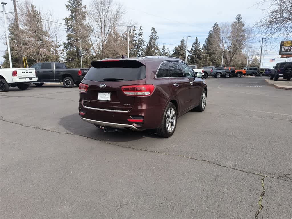 Thumbnail: 2017 Kia Sorento - 6