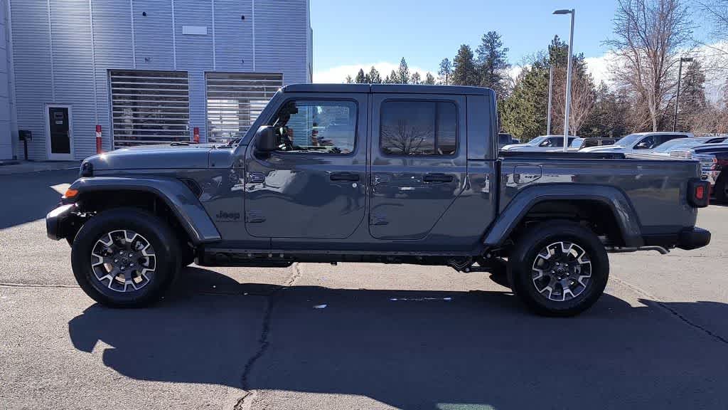 Thumbnail: 2026 Jeep Gladiator - 5