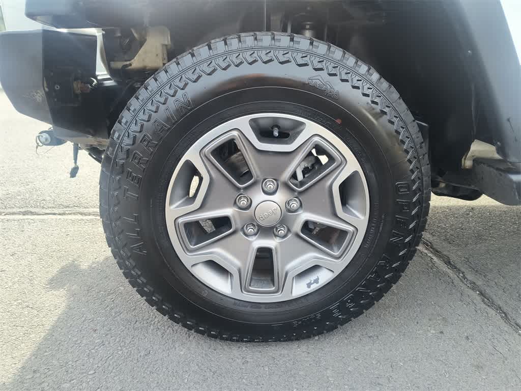 Thumbnail: 2013 Jeep Wrangler - 10