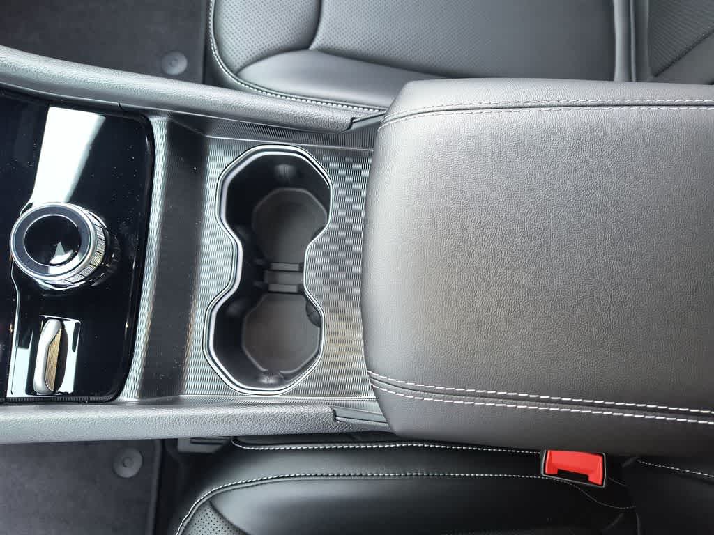 Thumbnail: 2025 Jeep Grand Cherokee - 21