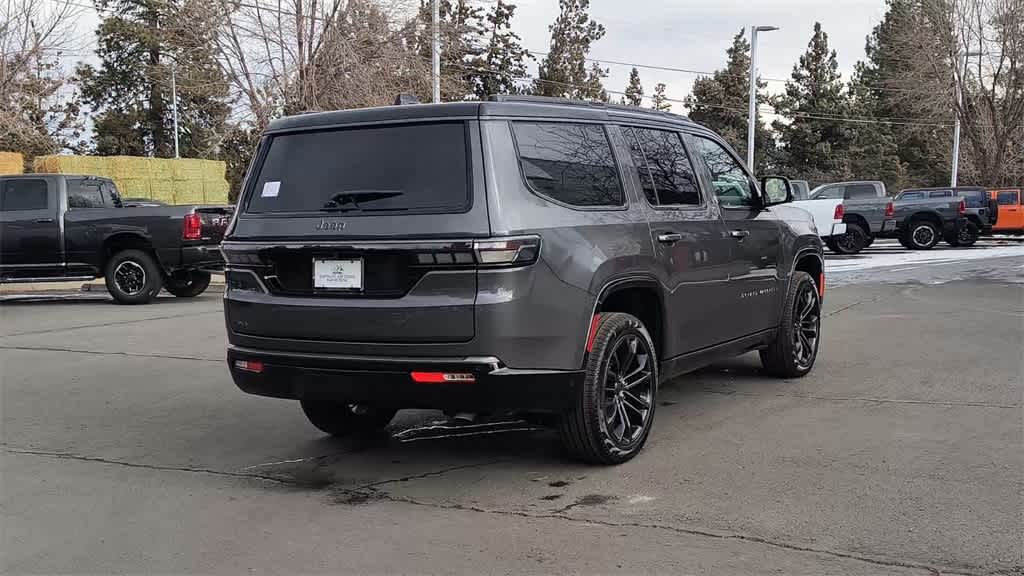 Thumbnail: 2026 Jeep Grand Wagoneer - 8