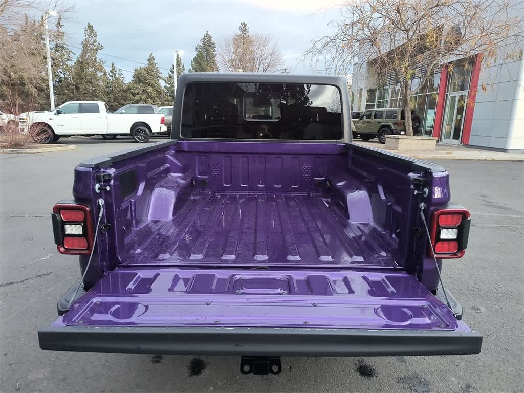 Thumbnail: 2026 Jeep Gladiator - 22