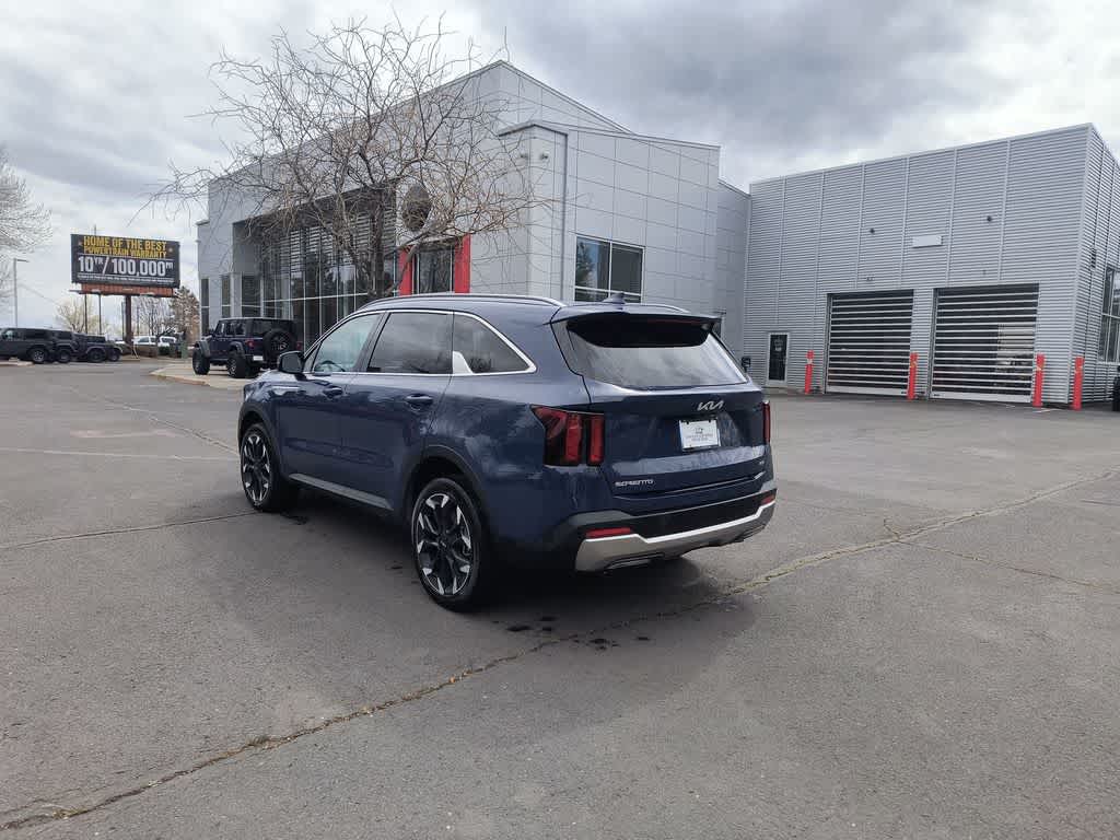 Thumbnail: 2025 Kia Sorento - 3