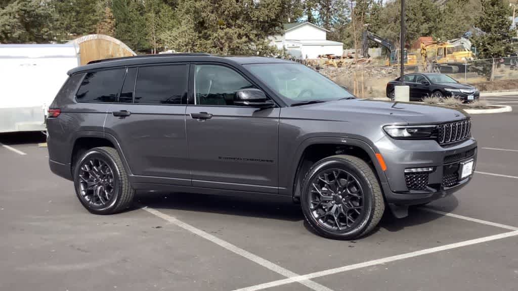 Thumbnail: 2024 Jeep Grand Cherokee L - 2