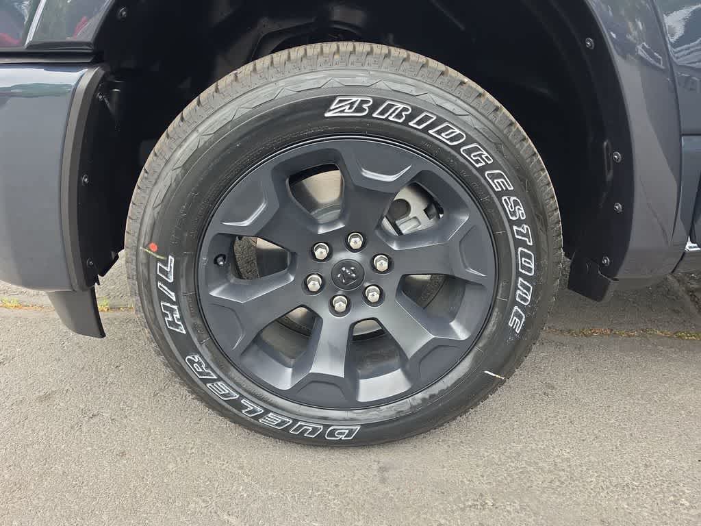Thumbnail: 2026 RAM 1500 - 10