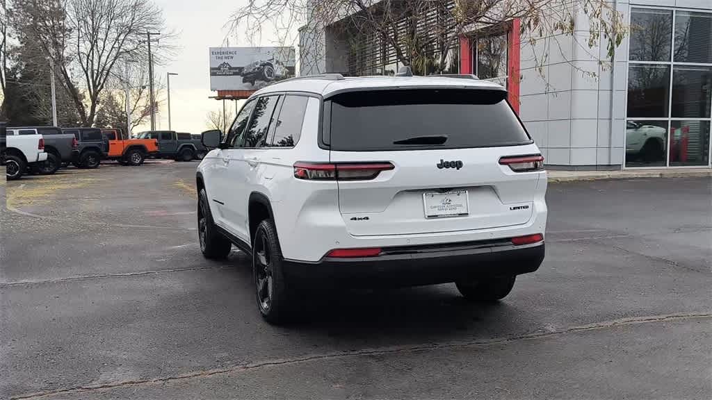 Thumbnail: 2025 Jeep Grand Cherokee - 7