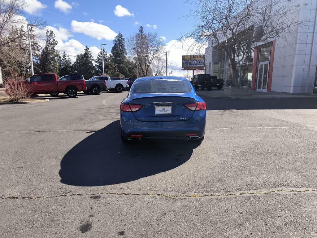 Thumbnail: 2015 Chrysler 200 - 4