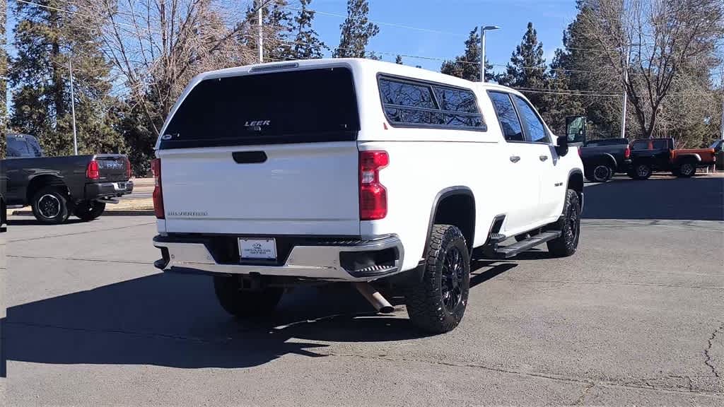 Thumbnail: 2024 Chevrolet Silverado 3500 - 8