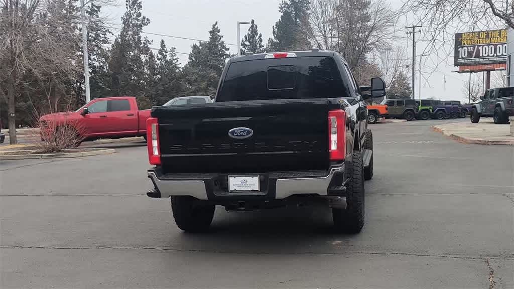 Thumbnail: 2024 Ford Econoline - 8