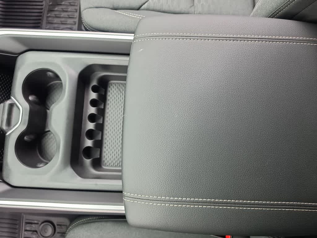 Thumbnail: 2026 RAM 1500 - 21