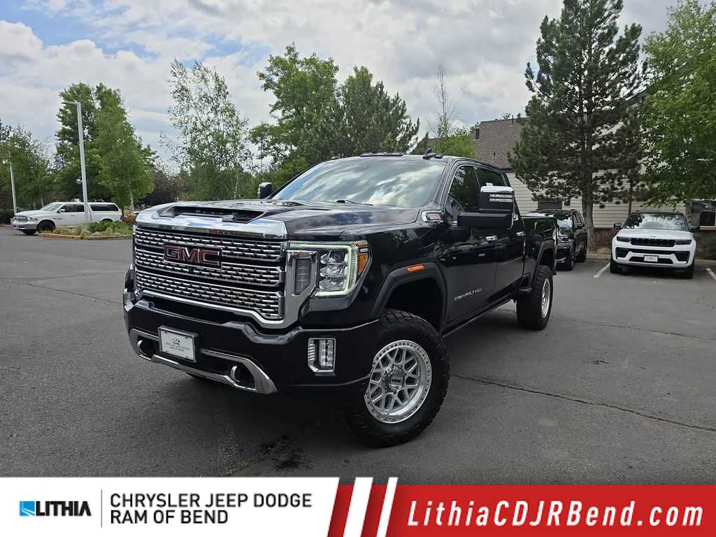2023 GMC Sierra 4WD Crew Cab Standard Box Denali's photo