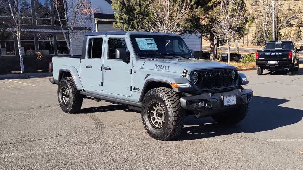 Thumbnail: 2026 Jeep Gladiator - 3