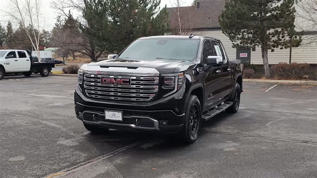 Thumbnail: 2023 GMC Sierra 1500 - 4