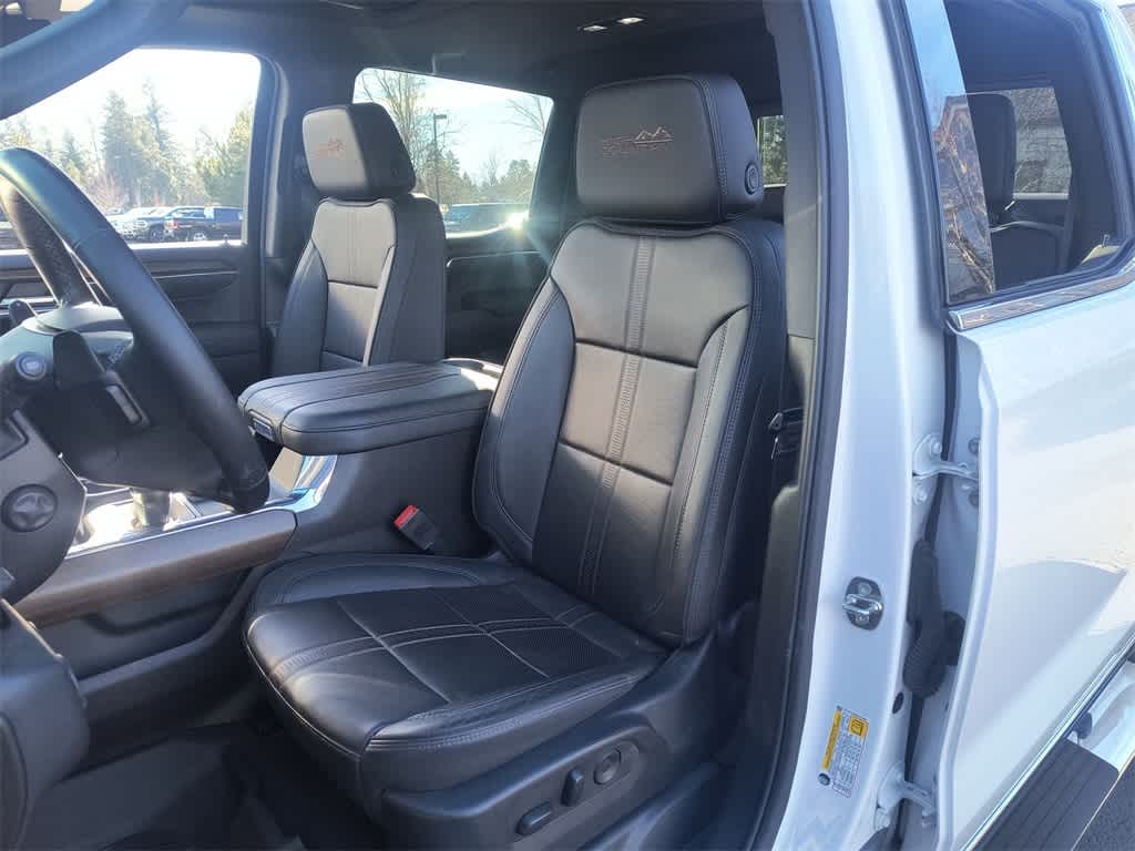 Thumbnail: 2024 Chevrolet Silverado 1500 - 11