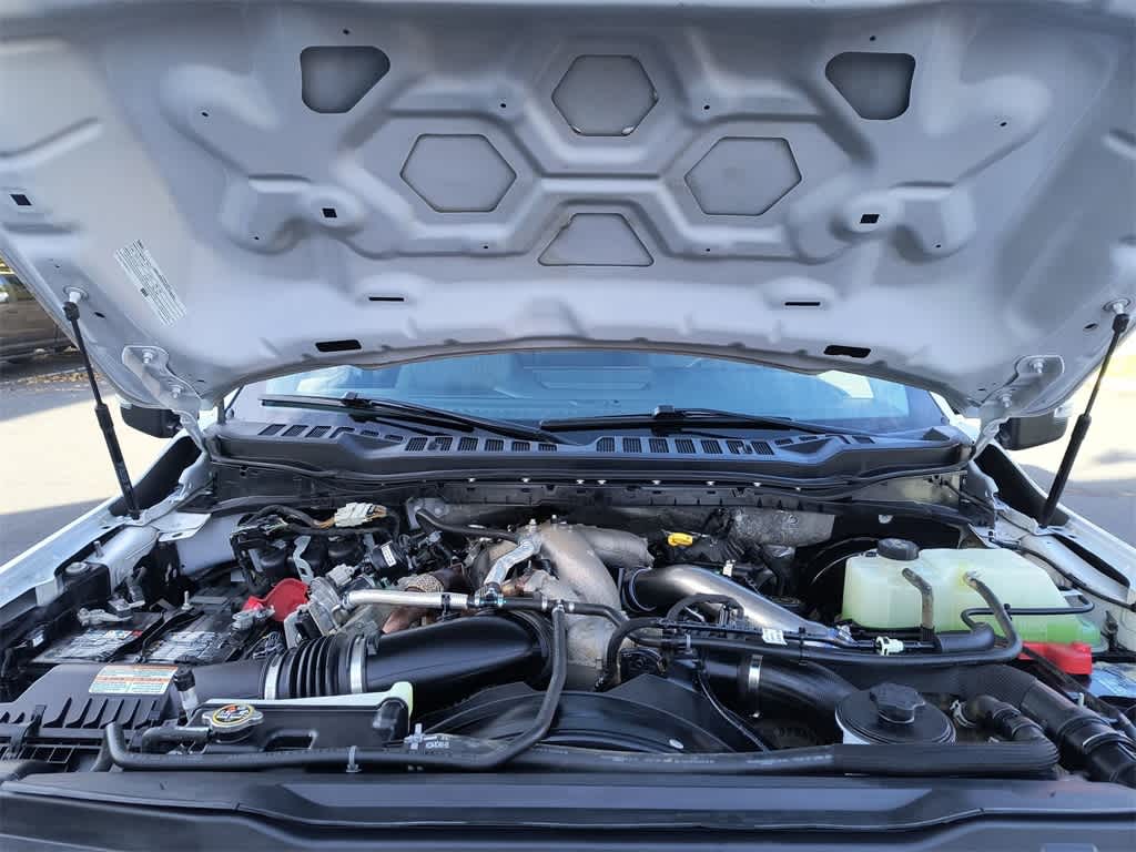 Thumbnail: 2023 Ford Econoline - 24