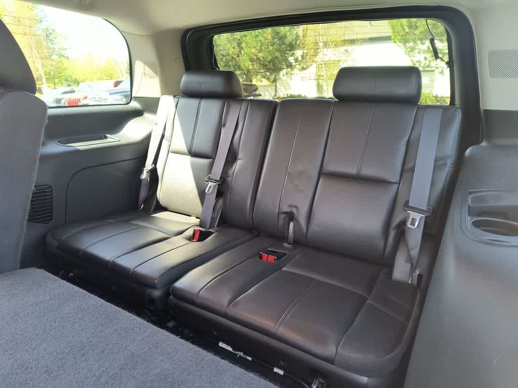 Thumbnail: 2013 Chevrolet Tahoe - 22
