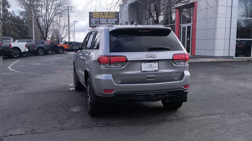 Thumbnail: 2021 Jeep Grand Cherokee - 7