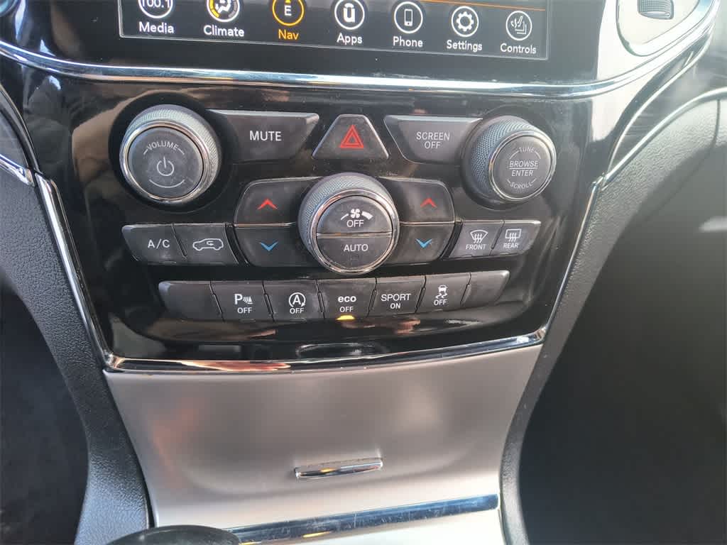 Thumbnail: 2020 Jeep Grand Cherokee - 19