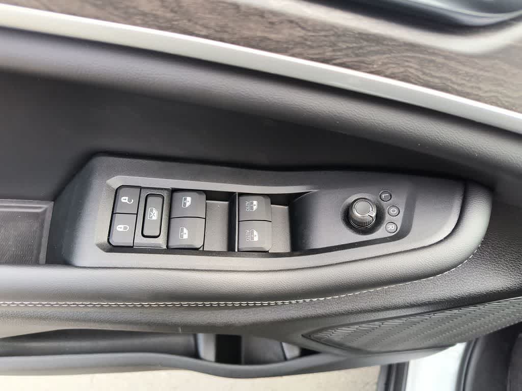 Thumbnail: 2026 Jeep Grand Cherokee L - 13